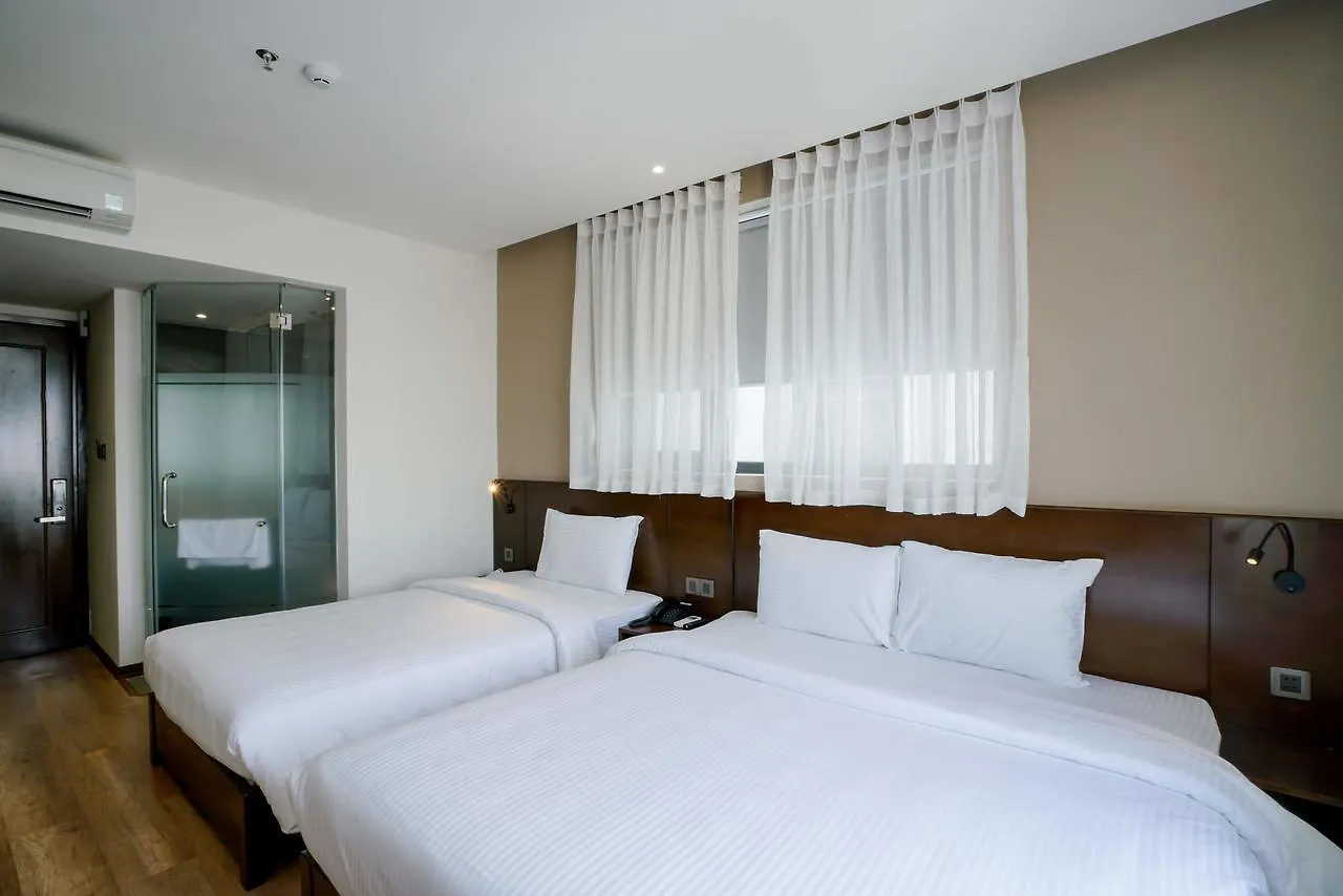 דה נאנג Onami Hotel 3*, דה נאנג וייטנאם
