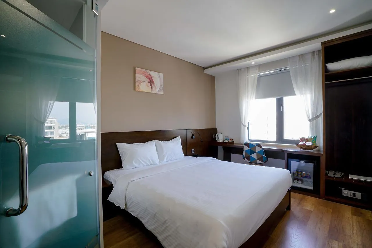דה נאנג Onami Hotel